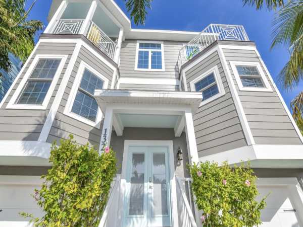 6 Bedroom No Roads to Cross to Beach Anna Maria Rental
